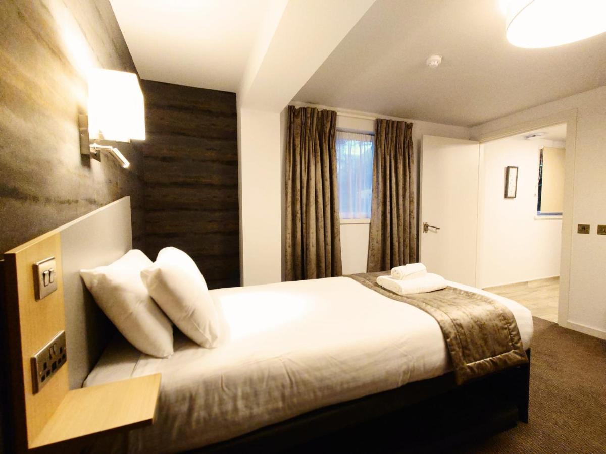 Caledonian Hotel 'A Bespoke Hotel' Ullapool Luaran gambar