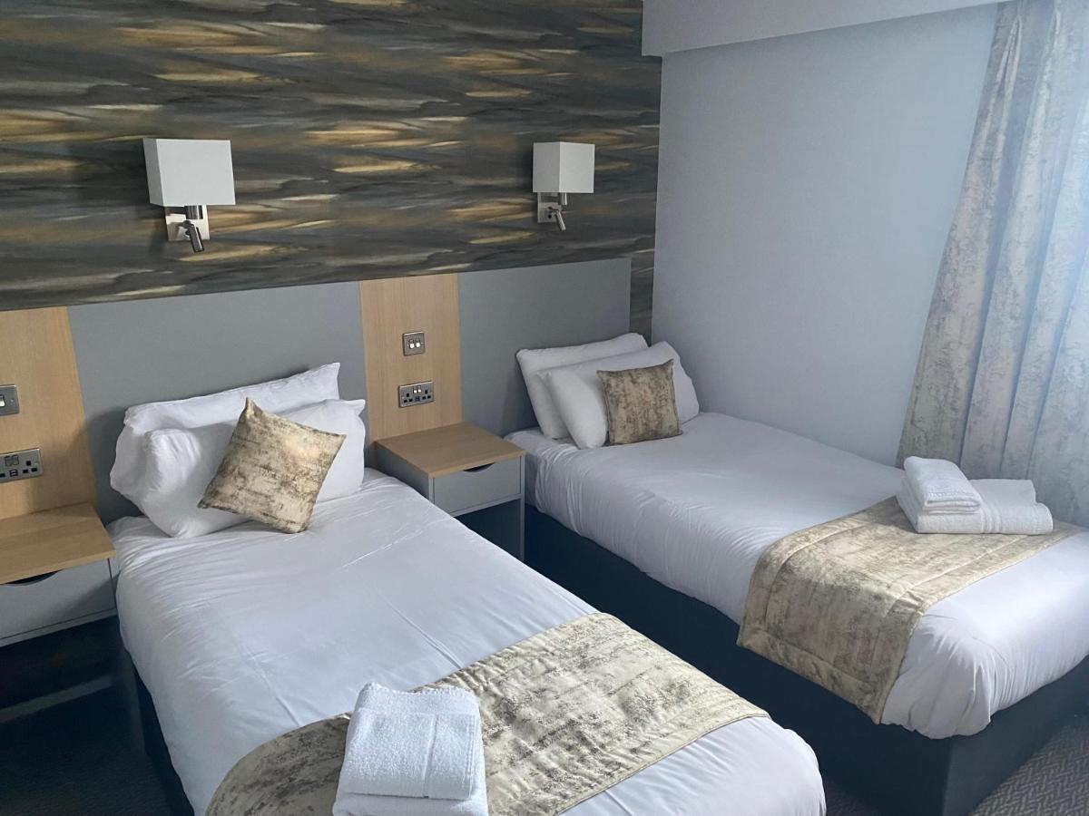 Caledonian Hotel 'A Bespoke Hotel' Ullapool Luaran gambar