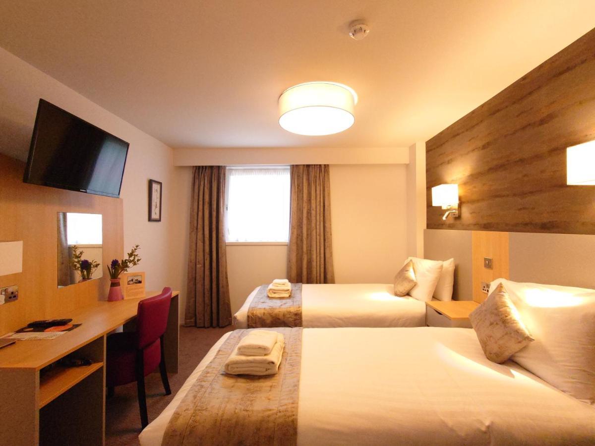 Caledonian Hotel 'A Bespoke Hotel' Ullapool Luaran gambar