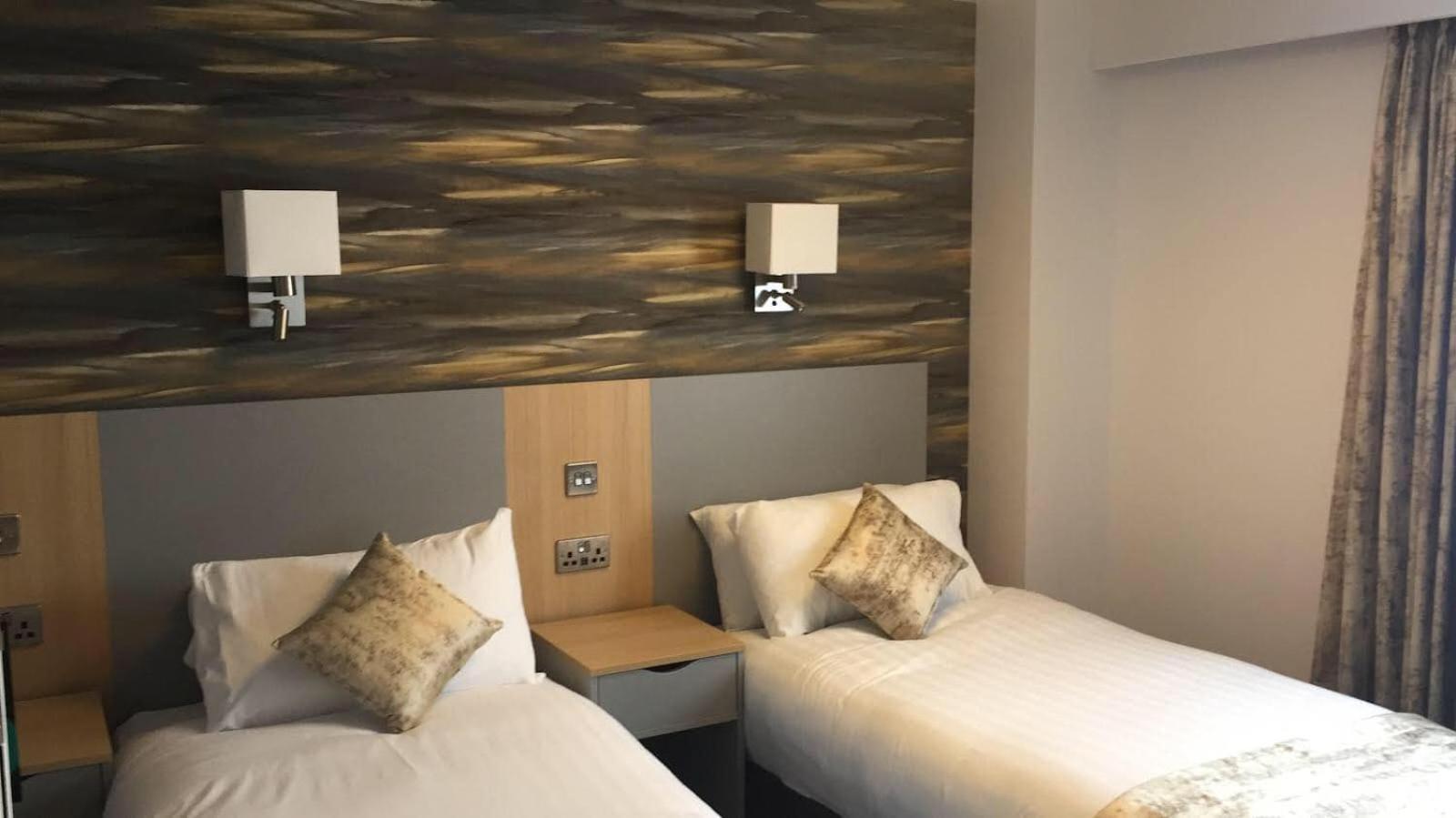 Caledonian Hotel 'A Bespoke Hotel' Ullapool Luaran gambar
